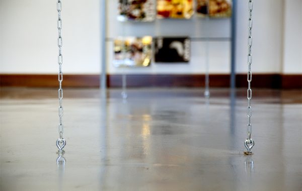 Mesa Colgante Metálica